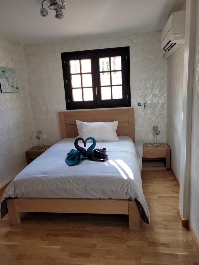 Saint-Génis Villa Rene מראה חיצוני תמונה